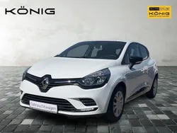 Weiß Gebraucht 2020 Renault Clio V Collection Limousine | 8.999 € (Guter Preis)