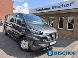 Grau Gebraucht 2024 Ford Transit Custom Van / Kleinbus | 32.490 € (Etwas zu teuer)