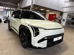 Grün Gebraucht 2024 Kia EV3 Comfort SUV | 43.490 € (Guter Preis)