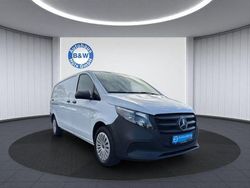 Arktikweiss Gebraucht 2024 Mercedes Vito Van / Kleinbus | 33.999 € (Fairer Preis)