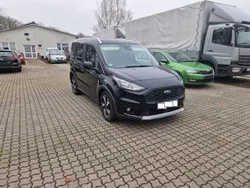 Schwarz Gebraucht 2021 Ford Tourneo Van / Kleinbus | 13.300 € (Etwas zu teuer)