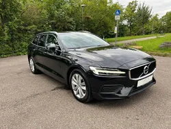 Schwarz Gebraucht 2020 Volvo V60 Momentum Kombi | 19.499 € (Superpreis)