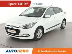 Weiß Gebraucht 2016 Hyundai i20 Passion Kleinwagen | 9.880 € (Fairer Preis)