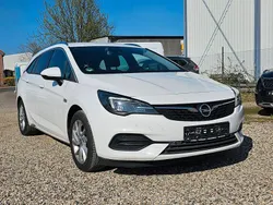 Weiß Gebraucht 2020 Opel Astra Elegance Kombi | 6.890 € (Superpreis)