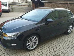 Schwarz Gebraucht 2016 Seat Leon ST FR Kombi | 12.650 € (Fairer Preis)