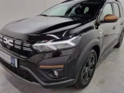 Schwarz Neu 2025 Dacia Jogger Extreme Kombi | 24.340 € (Etwas zu teuer)