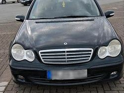 Schwarz Gebraucht 2007 Mercedes C180 Kombi | 1.950 € (Guter Preis)