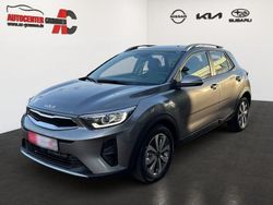 M7g : astrograu metallic Neu 2025 Kia Stonic Vision SUV | 21.990 € (Fairer Preis)