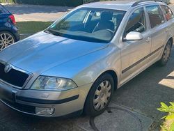 Silber Gebraucht 2006 Skoda Octavia Kombi | 1.550 € (Superpreis)