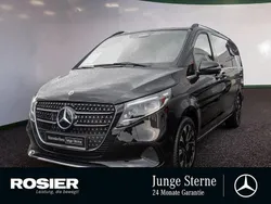 Schwarz / obsidianschwarz Gebraucht 2024 Mercedes V250 Avantgarde Van / Kleinbus | 74.440 € (Teuer)