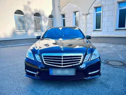 Schwarz Gebraucht 2011 Mercedes E350 Avantgarde Kombi | 10.500 € (Fairer Preis)