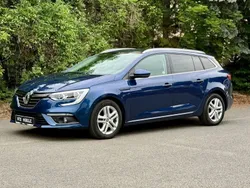 Blau Gebraucht 2020 Renault Mégane IV Business Limousine | 10.990 € (Fairer Preis)