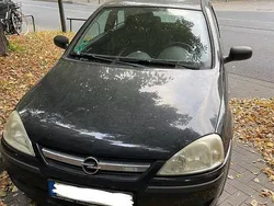 Schwarz Gebraucht 2005 Opel Corsa Limousine | 600 € (Superpreis)