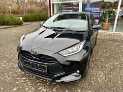 Mysticschwarz mica Neu 2025 Toyota Yaris Hybrid Kleinwagen | 29.530 € (Teuer)