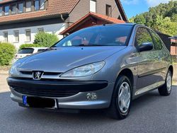Silber Gebraucht 2003 Peugeot 206 Filou Limousine | 1.880 € (Fairer Preis)
