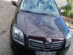 Gebraucht 2007 Toyota Avensis Kombi | 1.650 € (Guter Preis)