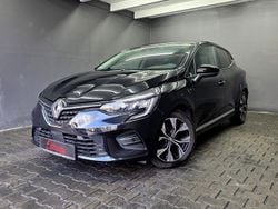 Schwarz Gebraucht 2023 Renault Clio V Evolution Limousine | 12.490 € (Guter Preis)