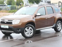 Braun Gebraucht 2012 Dacia Duster Prestige SUV | 5.290 € (Guter Preis)