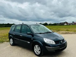 Grau Gebraucht 2007 Renault Grand Scénic II Van / Kleinbus | 3.650 € (Etwas zu teuer)
