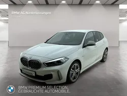 Weiß Gebraucht 2023 BMW M135 Performance Kleinwagen | 35.910 € (Fairer Preis)