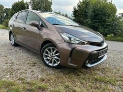 Braun Gebraucht 2018 Toyota Prius+ Plus Van / Kleinbus | 25.499 € (Fairer Preis)