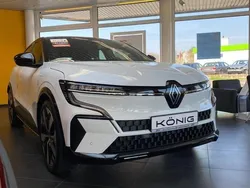 Schwarz Gebraucht 2023 Renault Mégane Techno Limousine | 29.999 € (Fairer Preis)