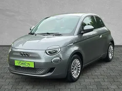 Colore esterno (mineral grau) Gebraucht 2023 Fiat 500e Action Kleinwagen | 13.990 € (Guter Preis)