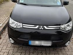 Schwarz Gebraucht 2014 Mitsubishi Outlander SUV | 6.980 € (Guter Preis)