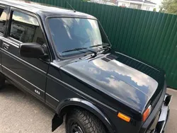Grün Neu 2025 Lada niva SUV | 37.424 €