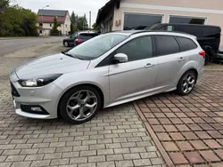Silber Gebraucht 2017 Ford Focus ST Kombi | 15.900 € (Fairer Preis)