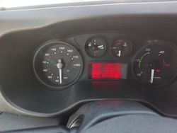 Grau Gebraucht 2015 Iveco Daily Van / Kleinbus | 30.000 €