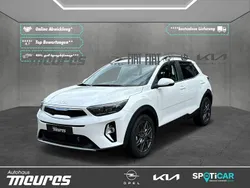 Weiss Gebraucht 2024 Kia Stonic 2 SUV | 21.988 € (Fairer Preis)