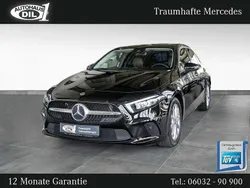 Schwarz (nachtschwarz unilack) Gebraucht 2019 Mercedes A180 Limousine | 17.850 € (Superpreis)
