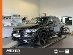 Deep black perleffekt Gebraucht 2024 VW Tiguan Allspace R-line SUV | 46.690 € (Teuer)