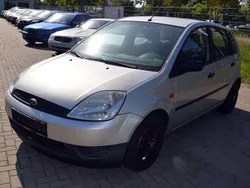 Silber Gebraucht 2005 Ford Fiesta Ambiente Kleinwagen | 900 € (Guter Preis)
