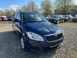 Blau Gebraucht 2012 Skoda Fabia Family Kleinwagen | 4.250 € (Fairer Preis)