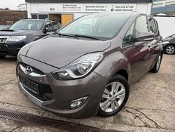 Braun Gebraucht 2011 Hyundai ix20 Style Kleinwagen | 7.990 € (Fairer Preis)