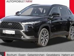 Schwarz Neu 2025 Toyota Corolla Cross Style SUV | 38.679 € (Etwas zu teuer)