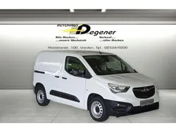 Jade weiss/arktis weiss Gebraucht 2019 Opel Combo Van / Kleinbus | 15.993 €
