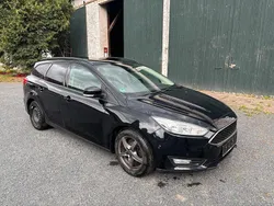 Schwarz Gebraucht 2015 Ford Focus Kombi | 5.499 €