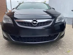 Schwarz Gebraucht 2010 Opel Astra Limousine | 2.900 € (Superpreis)