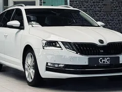 Laserweiss Gebraucht 2017 Skoda Octavia Style Kombi | 18.490 € (Etwas zu teuer)