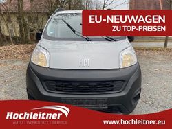 Grau Gebraucht 2022 Fiat Fiorino Van / Kleinbus | 10.990 € (Fairer Preis)