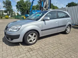 Silber Gebraucht 2005 Kia Rio Kleinwagen | 2.300 € (Etwas zu teuer)