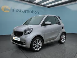 Grau Gebraucht 2019 Smart ForTwo Cabrio Cabrio | 16.199 € (Etwas zu teuer)