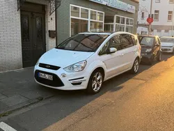 Weiß Gebraucht 2011 Ford S-MAX Individual Van / Kleinbus | 7.400 € (Fairer Preis)