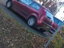 Rot Gebraucht 2006 Fiat 124 Kleinwagen | 1.400 €