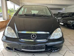 Schwarz Gebraucht 2004 Mercedes A140 Classic Kleinwagen | 3.900 € (Teuer)