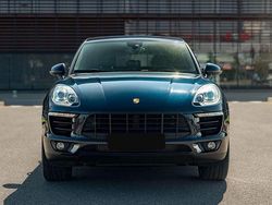 Blau Gebraucht 2018 Porsche Macan SUV | 33.000 €