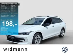 Pure white Gebraucht 2024 VW Golf VIII Life Kombi | 25.850 € (Guter Preis)